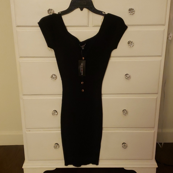 Beautiful black Fashion Nova Dress - Picture 2 of 9